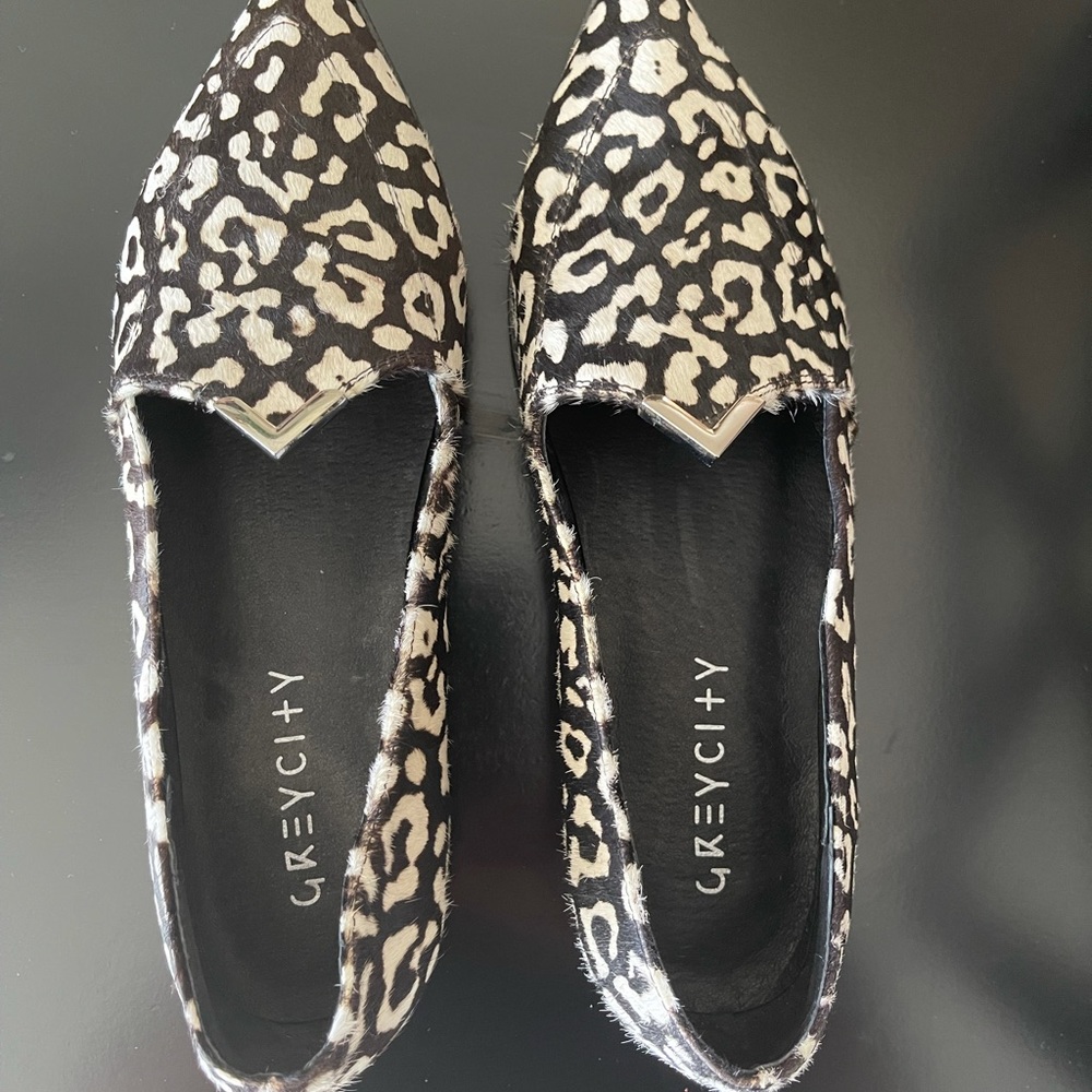 Grey City Leather loafers 8